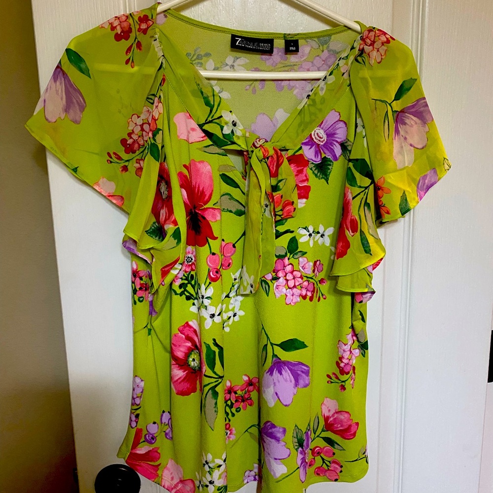 New York & Co lime green blouse with tie. NWOT